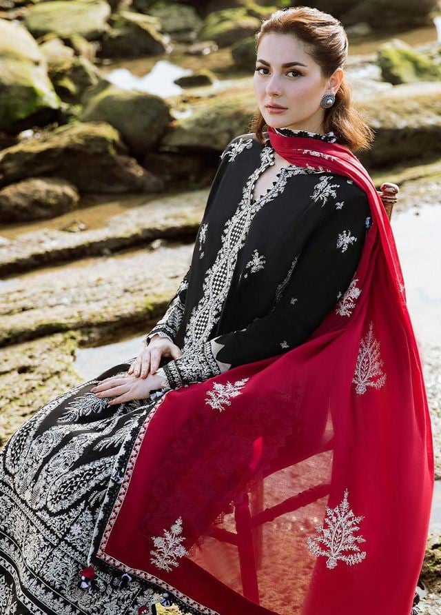 Hussain rehar on heavy emb lawn with chiffon emb dupatta