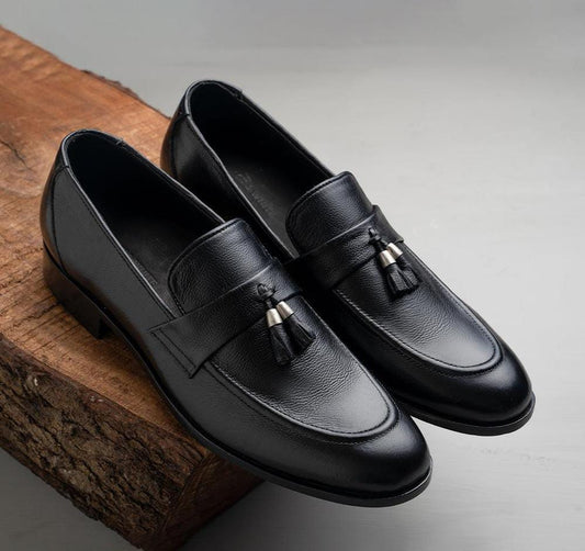 Men's Giant Black Leather Formal Shoes